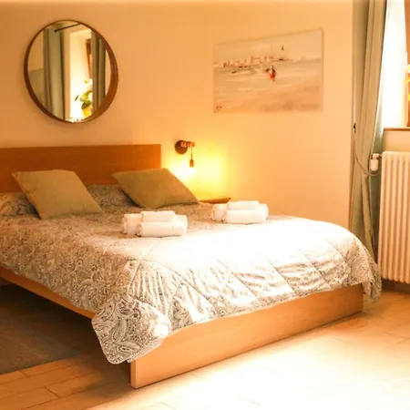 Apartman Casa Galya With Private Patio By Gardadoma *