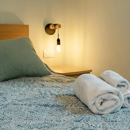 Casa Galya With Private Patio By Gardadoma * Brenzone sul Garda