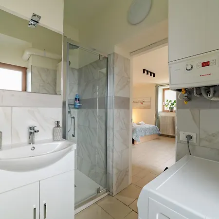 Casa Galya With Private Patio By Gardadoma Apartment Brenzone sul Garda