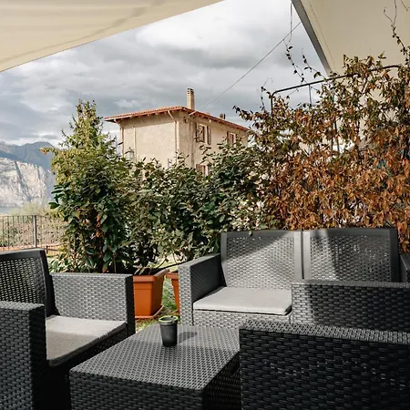 Casa Galya With Private Patio By Gardadoma * Brenzone sul Garda